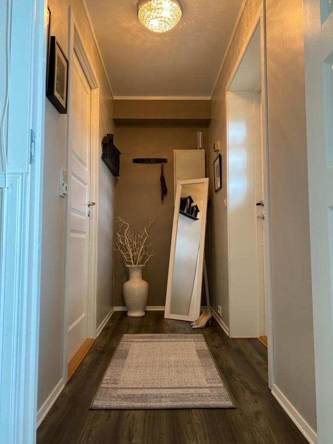 Lyngen, Mackay Appartment, Lyngen Lyngseidet エクステリア 写真